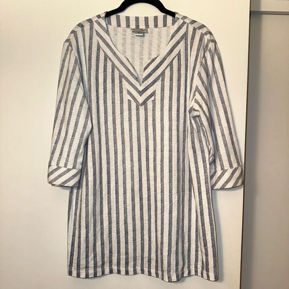 Wild Palms Swim Cover Up Oversized Beach Shirt Blue White Stripe Medium NWOT